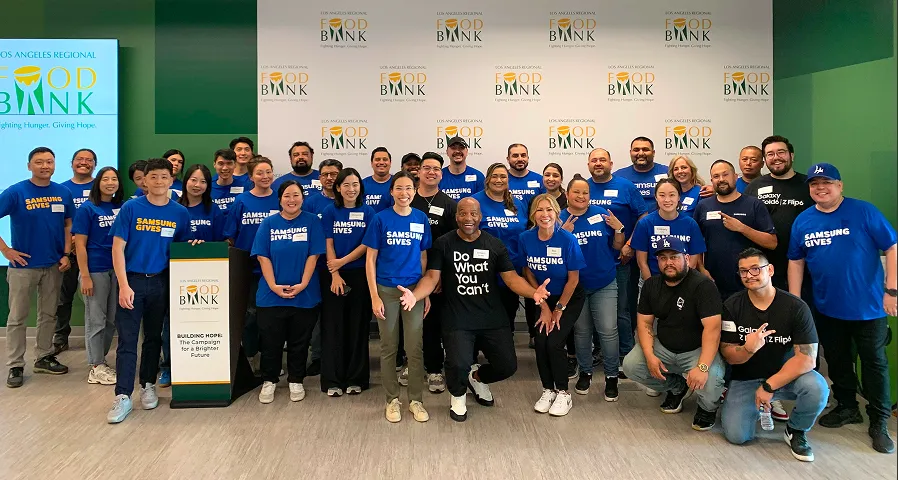Samsung volunteering event at LA Food Bank